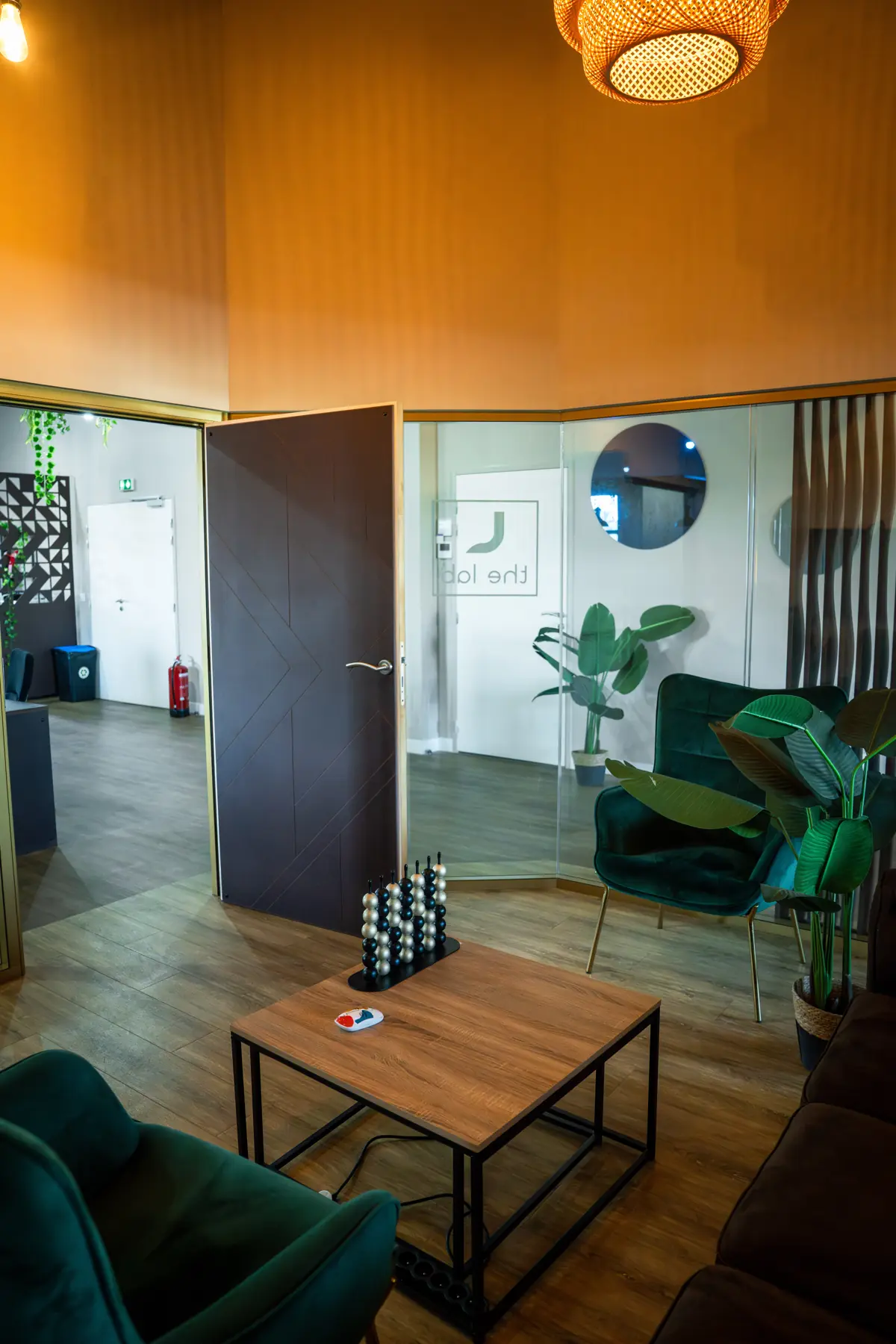 Espace studio et lounge du coworking THELAB à Montpellier