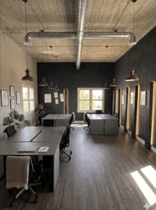 Bureau privatif 4 à 8 personnes à THELAB Coworking Montpellier